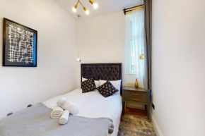 Modern 2 bedroom flat in Maida Vale